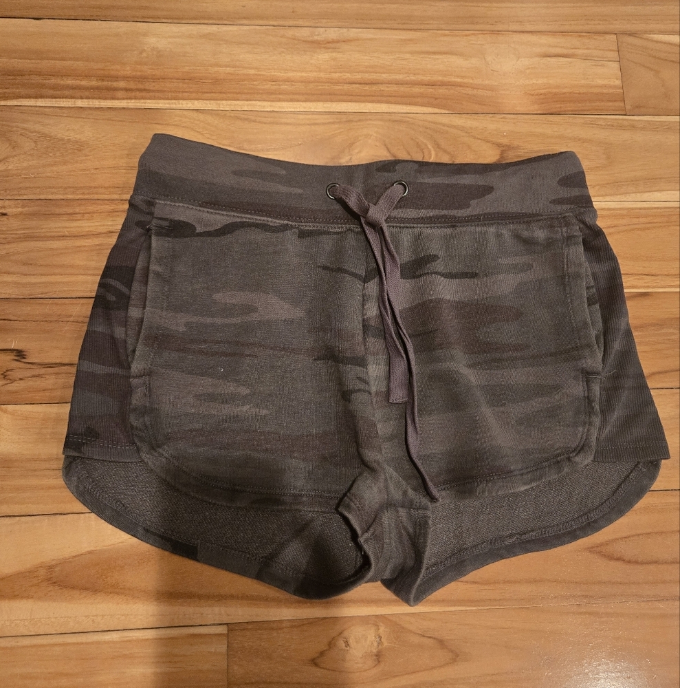 Z Supply Camouflage Shorts